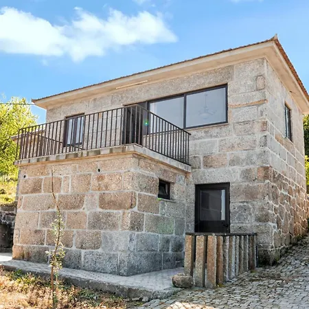Charming House In Fornos With Shared Pool Fornos (Aveiro)