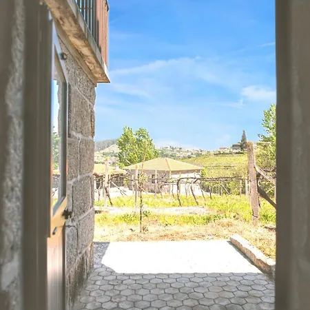 Charming House In Fornos With Shared Pool 펜션