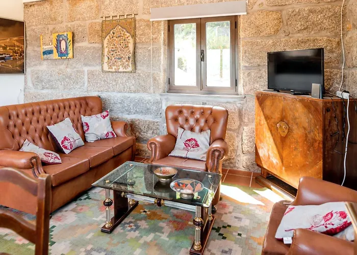 Charming House In Fornos With Shared Pool Fornos (Aveiro)